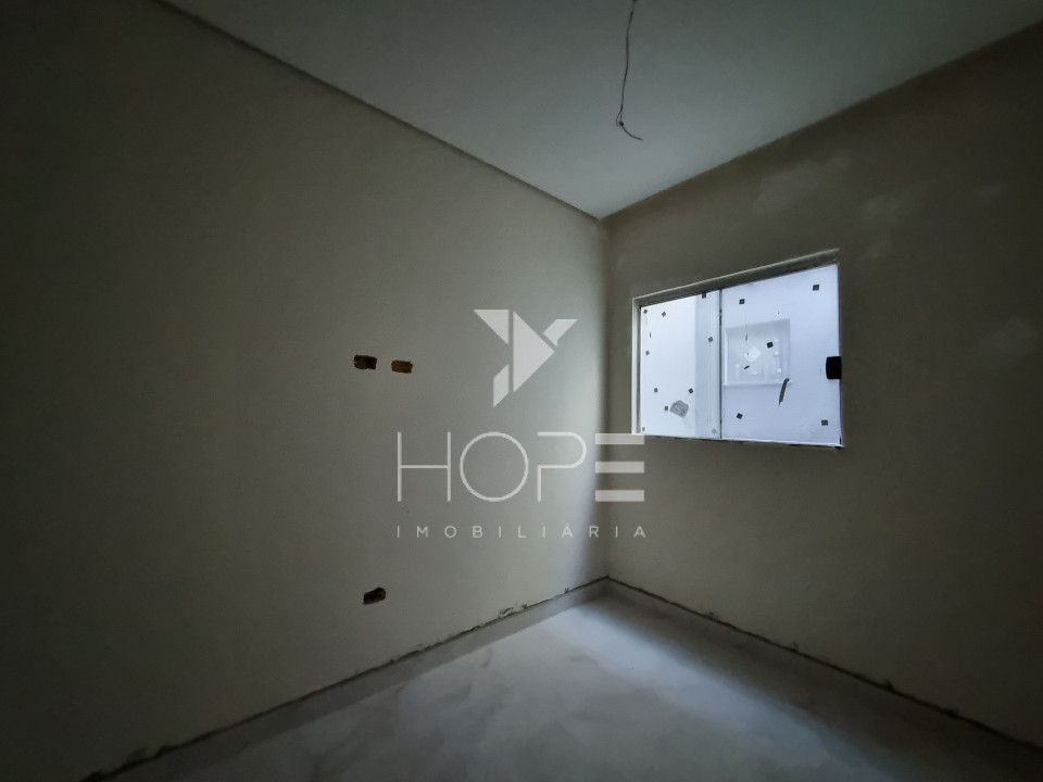 Imagens do imóveis CASA À VENDA EM CONDOMÍNIO NA ZONA NORTE