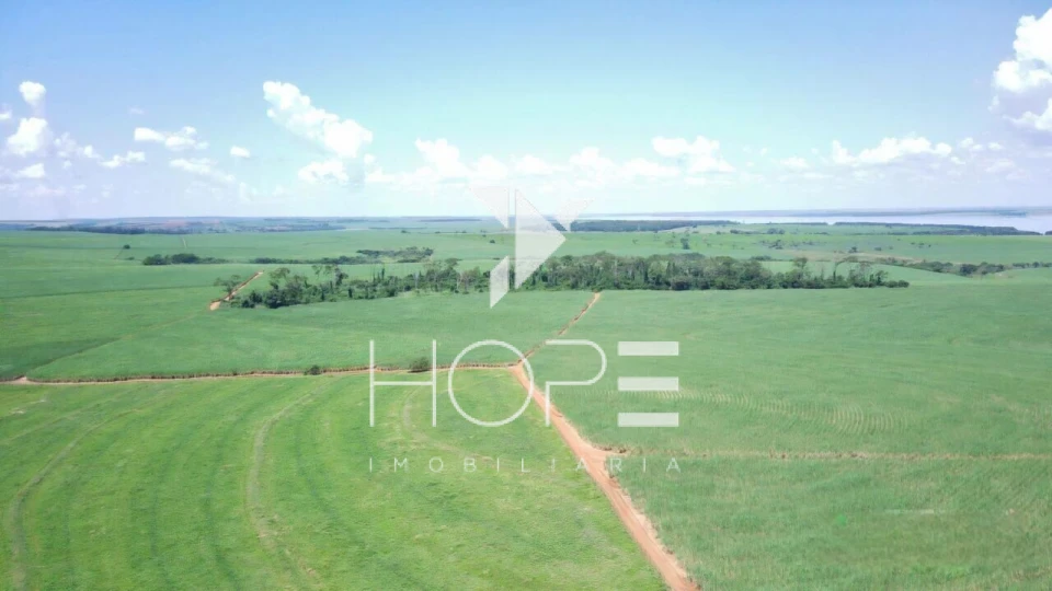 Imagens do imóveis Fazenda à Venda em Santo Antônio do Aracanguá/SP – 203 Alqueires (491.26 ha) – Área com Estrutura Completa