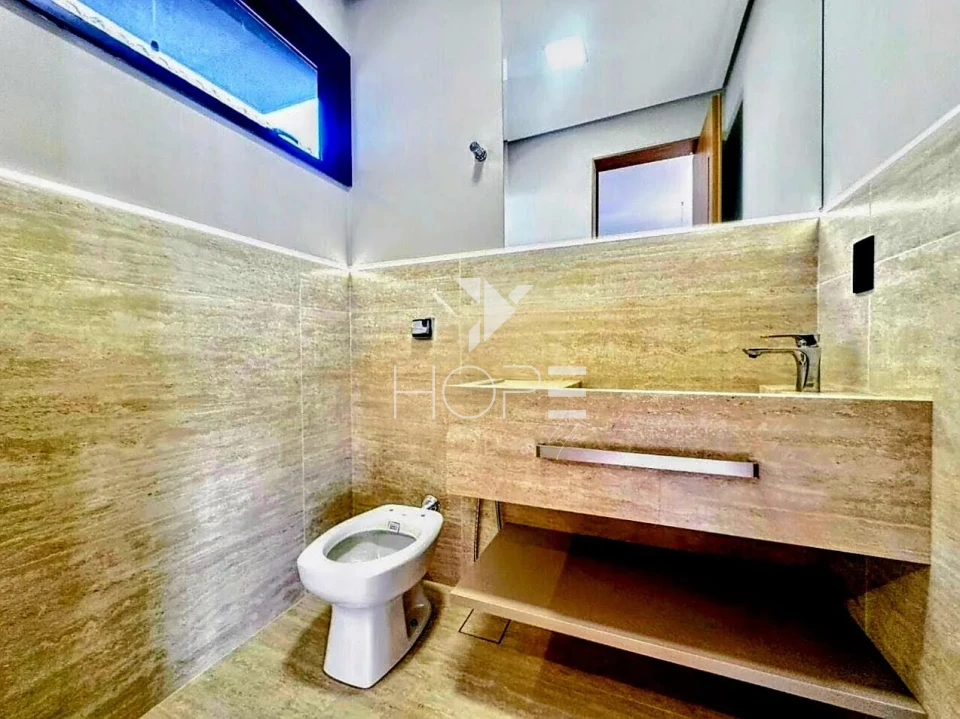 Imagens do imóveis Condomínio Sun Lake - casa térrea à venda com 285m² - 3 suítes - piscina - 4 vagas - Londrina PR