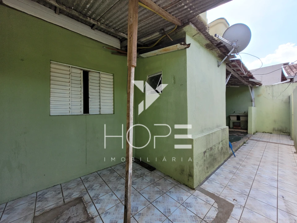 Imagens do imóveis Casa 3 Quartos com Edícula na Zona Oeste de Londrina – Bairro Leonor