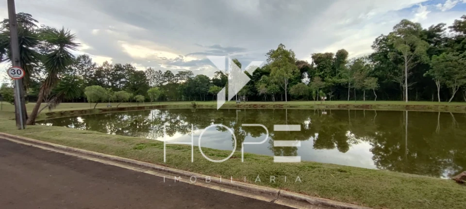 Casa à venda – 151 m² de área total – 72 m² privativos – Condomínio Estância Cabral – Cambé/PR