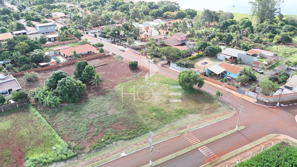 Imagens do imóveis Terreno à venda com 1.147 m² - fácil acesso ao Rio Paranapanema - próximo ao Condomínio Brisas - Alvorada do Sul PR