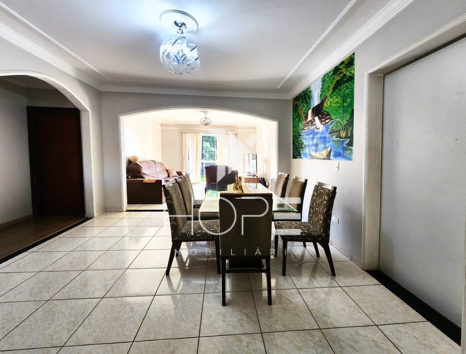 Imagens do imóveis Sobrado Residencial e Comercial à Venda – 300 m² – Terreno 568 m² – Vila Balarotti – Londrina PR