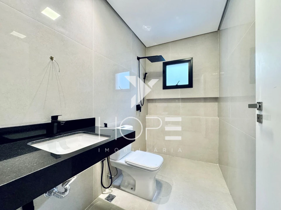 Sobrado Novo à Venda no Condomínio Araçari – 3 Suítes – Parque Tauá