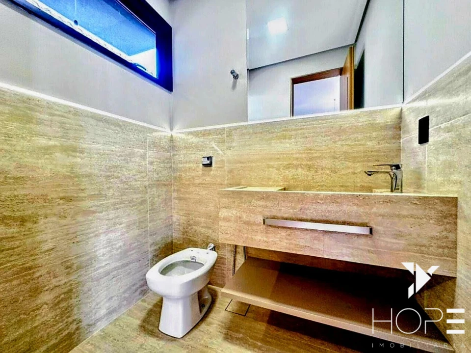 Casa com 300 m² para venda no condominio Sun Lake