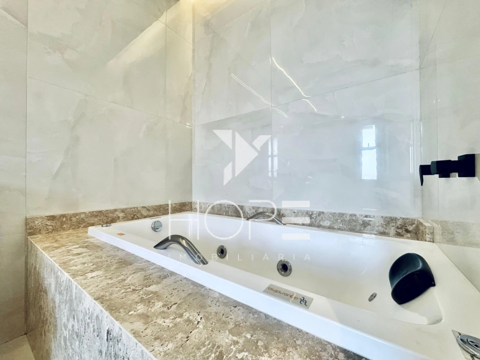 Sobrado Novo de 3 Suítes à Venda no Araçari – Parque Tauá – Londrina