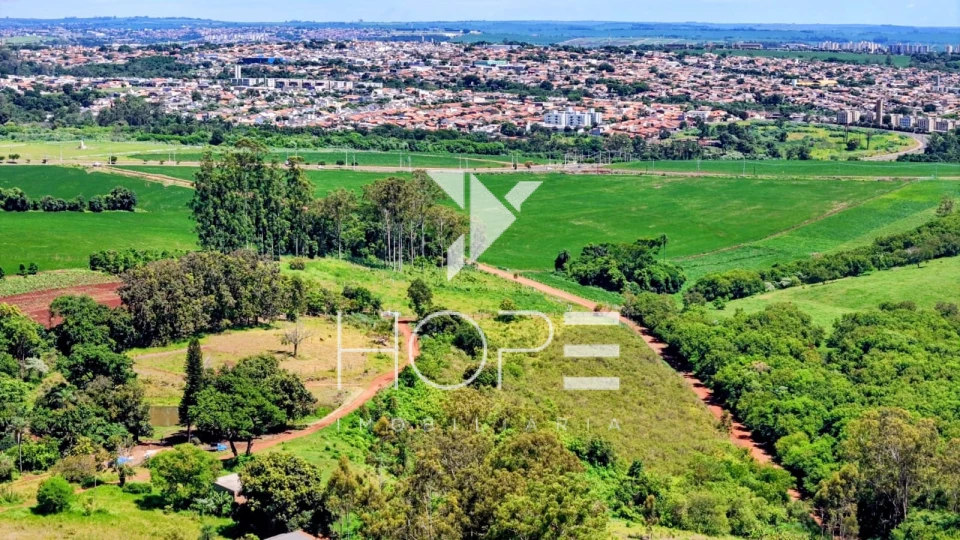 Chácara à Venda com 20.000 m² – Limoeiro – Londrina PR