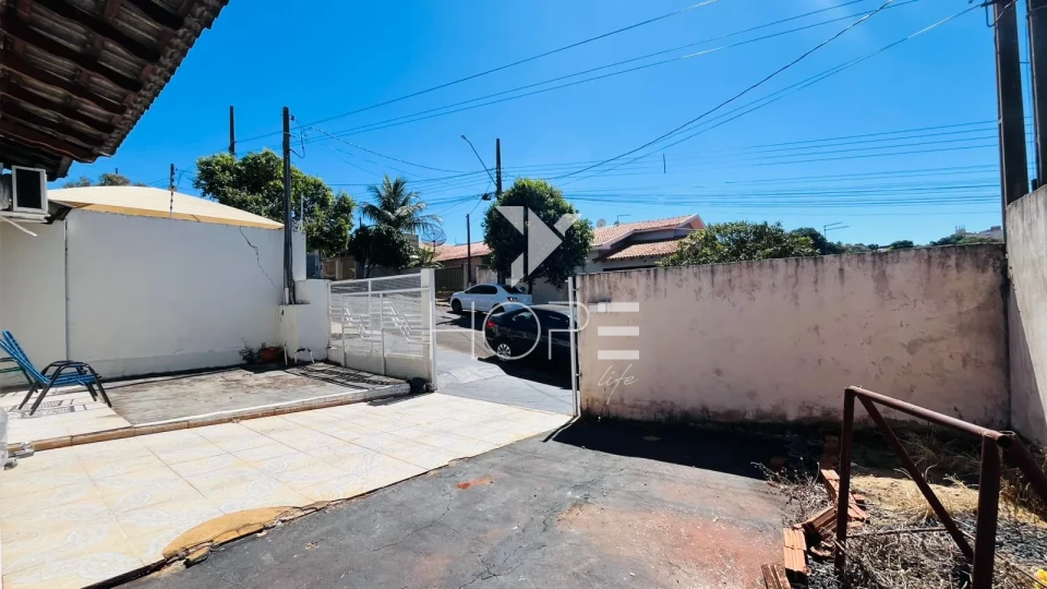 Imagens do imóveis Casa à venda em Rolândia - Aceita permuta em Veículo – 3 quartos (1 suíte) – Jardim Imperial – Rolândia/PR