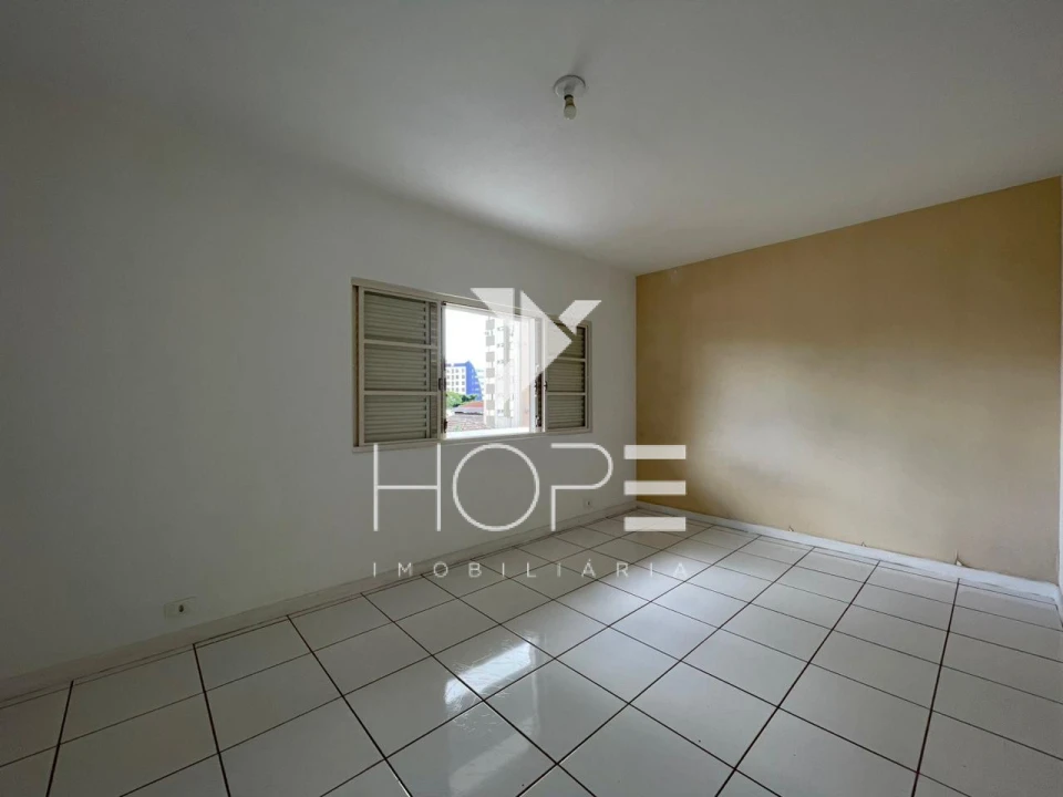 Sobrado Comercial e Residencial para Venda e Locação – 5 Quartos (2 Suítes) – Centro – Londrina/PR 