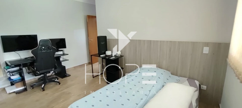 Casa à venda – 151 m² de área total – 72 m² privativos – Condomínio Estância Cabral – Cambé/PR