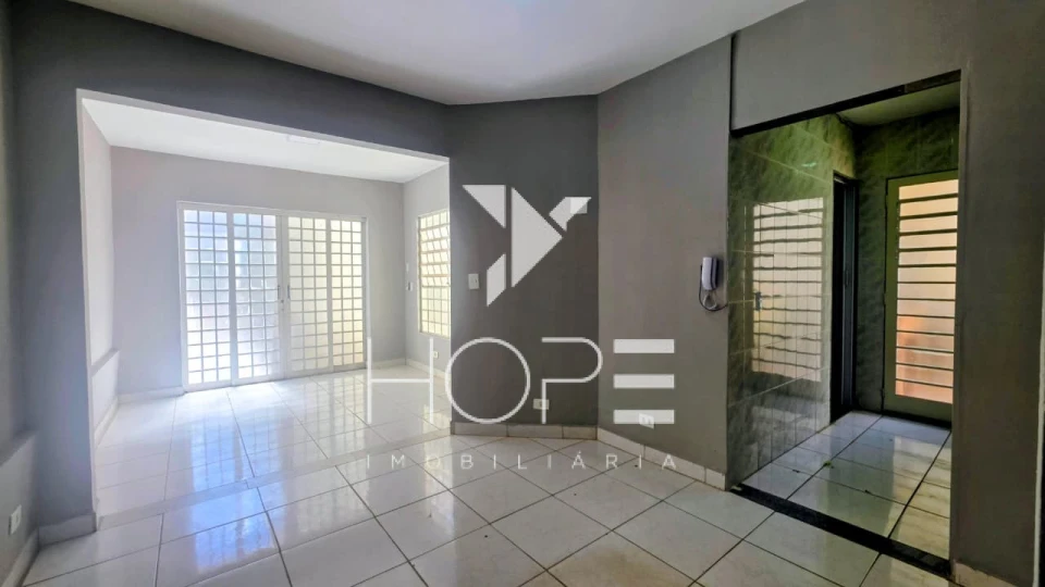 AMPLO ESPAÇO COMERCIAL  A VENDA - CENTRO - LONDRINA