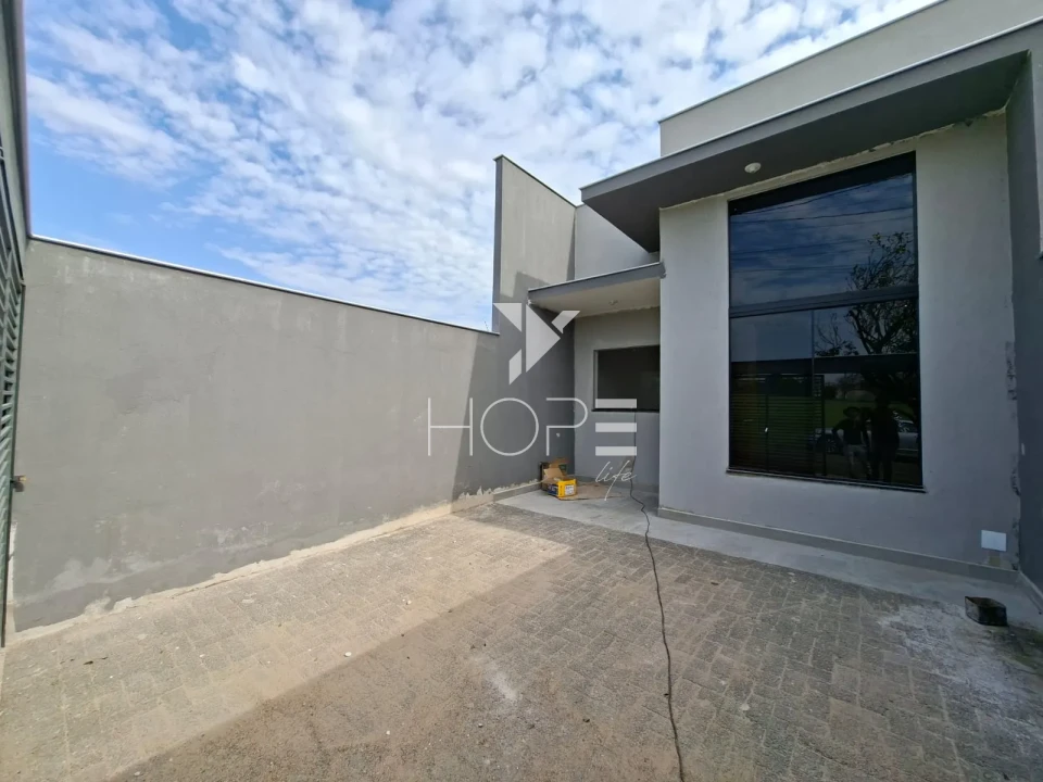 Imagens do imóveis Casa Geminada à venda com 71 m² - 3 quartos - 1 suíte - Jardim Montecatini - Zona Leste - Londrina PR
