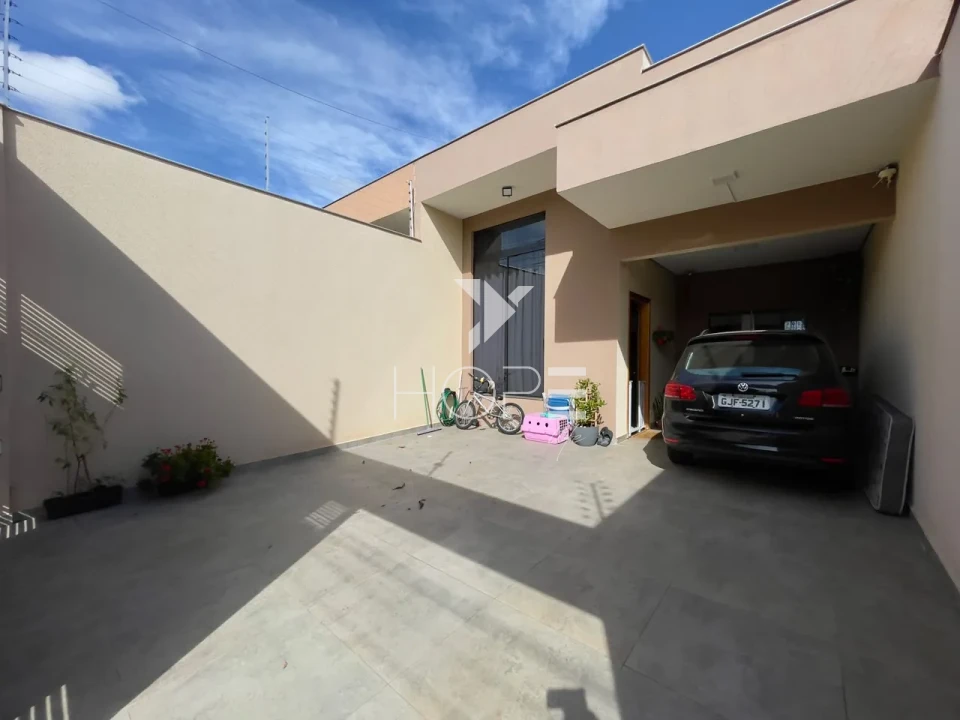 Imagens do imóveis Casa Assobradada à Venda – 153m² – 3 Quartos (1 Suíte) – Santa Mônica – Zona Norte – Londrina/PR
