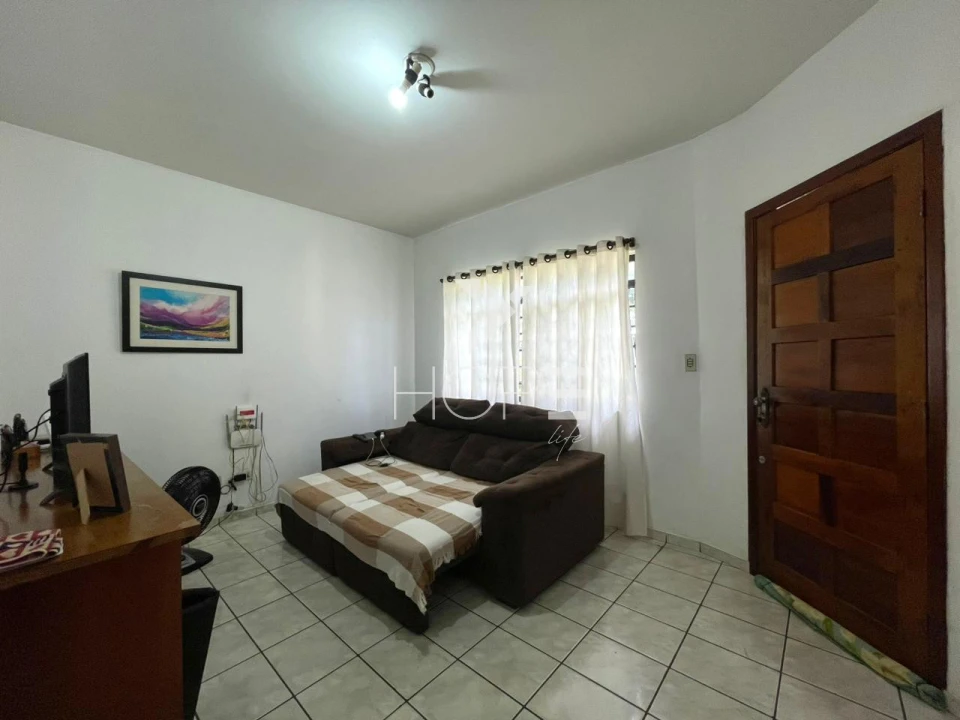 Imagens do imóveis Casa à Venda com Barracão Idependente – 3 Quartos (1 Suíte) – 317m² de Terreno – Pacaembu – Londrina/PR