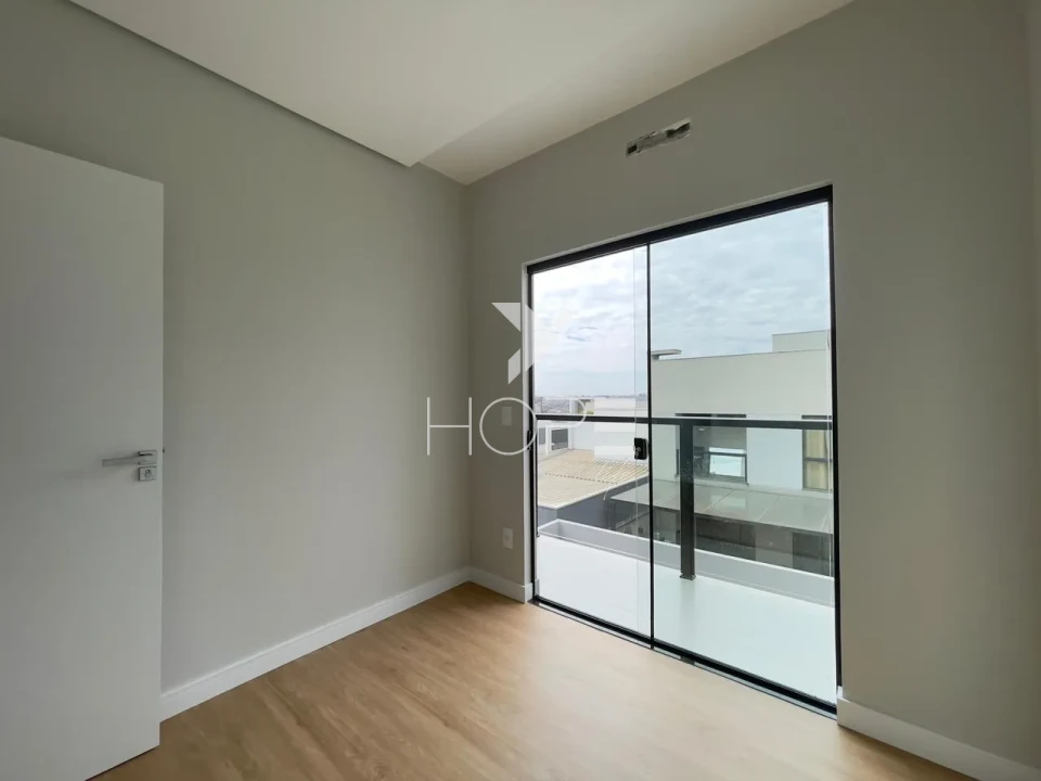 Sobrado em Condomínio à Venda – 105m² Privativos - Morada das Flores (Rosas) – Cambé/PR