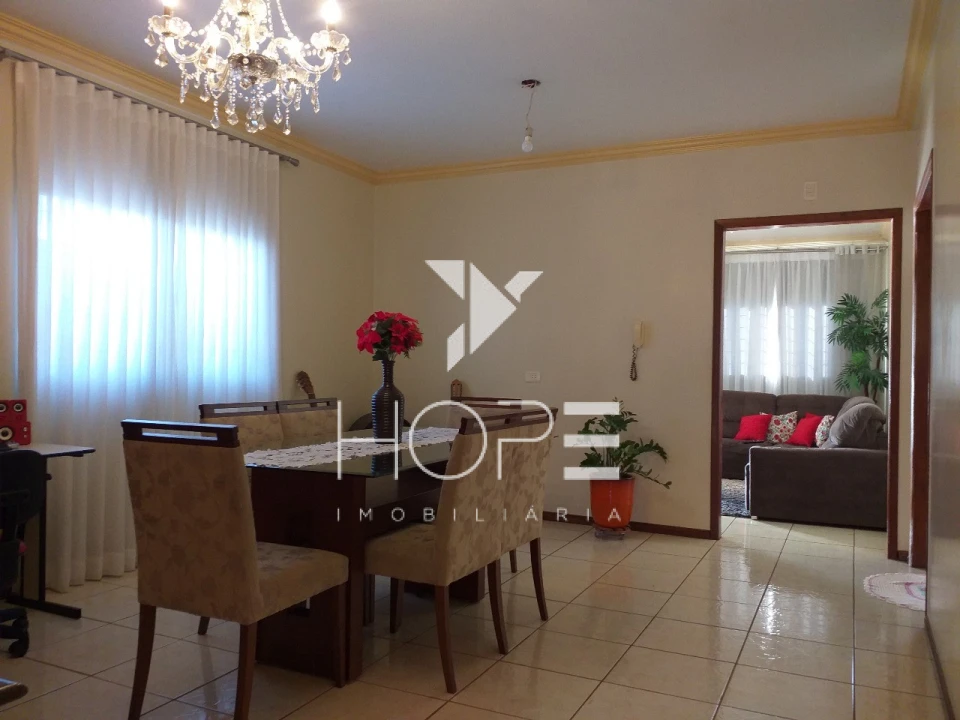 Casa à venda – 3 quartos – Jardim Monte Castelo II – Cambé/PR