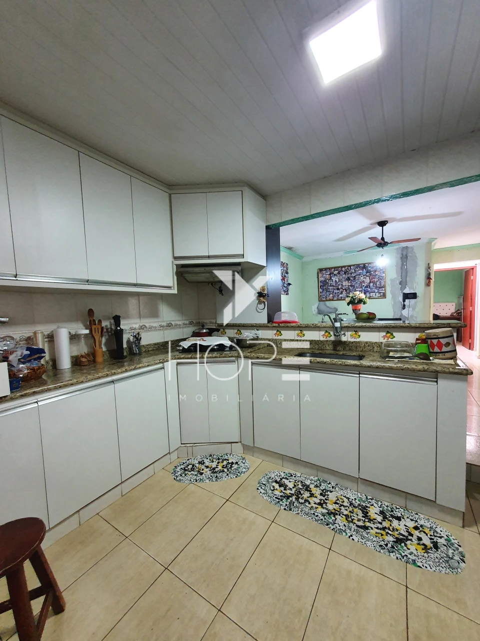 Imagens do imóveis Casa com 3 Quartos + Galpão Comercial à Venda – 285,66 m² – Conj. Hab. Santiago II – Londrina/PR