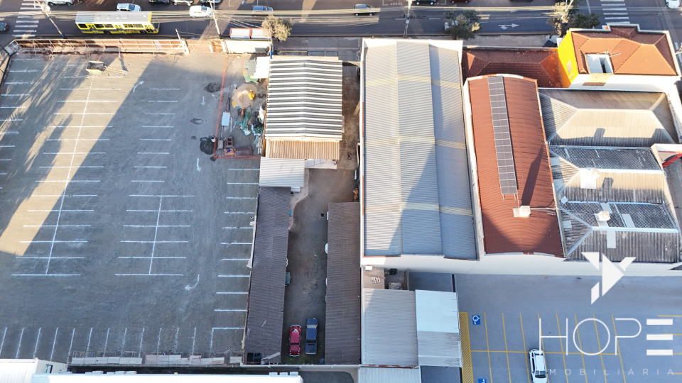 Imagens do imóveis Ponto Comercial de 768,75m² na Av. Duque de Caxias – Oportunidade Única