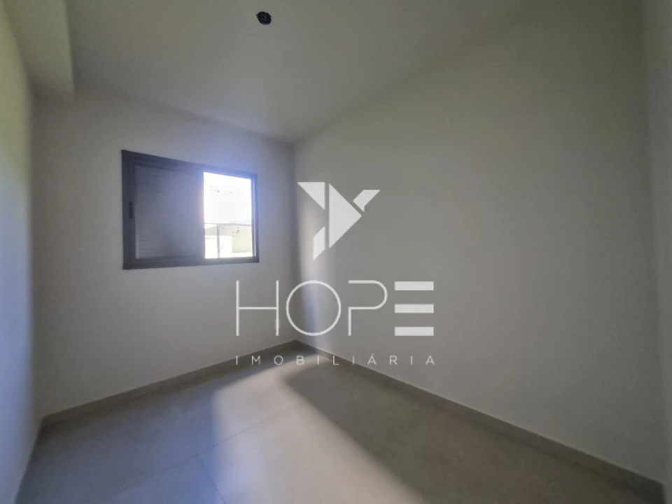 Apartamento Disponivel para VENDA ou LOCAÇÃO Térreo com Garden Amplo no Malibu – Conforto, Espaço e 3 Dormitórios