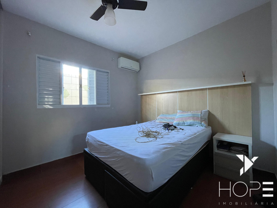 CASA TÉRREA A VENDA - 3 QUARTOS - VILA CASONI - LONDRINA