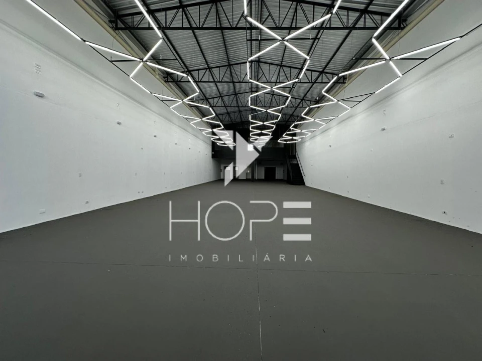 BARRACAO PARA LOCAÇÃO – 578 m² NA AV SÃO JOÃO