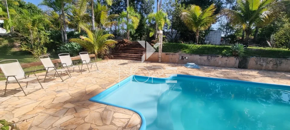 Imagens do imóveis Condomínio Chácaras Itaúna - chácara à venda com 5.000m² - casa inteligente - piscina - próximo ao lago - Ibiporã PR