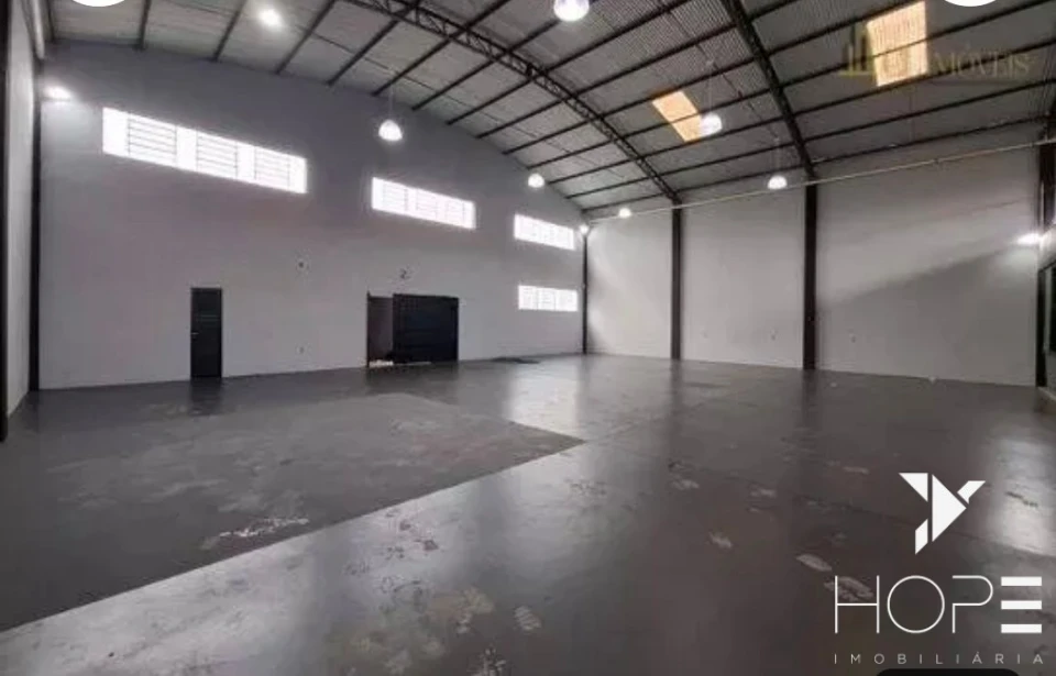 Imagens do imóveis Oportunidade comercial – Barracão 436 m² – Região Central de Londrina/PR