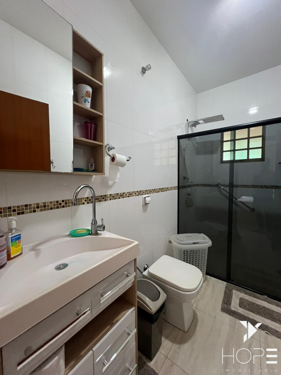 Imagens do imóveis LINDA CHACARÁ DE 550 m² NO CONDOMINIO RIVIERA DO POENTE