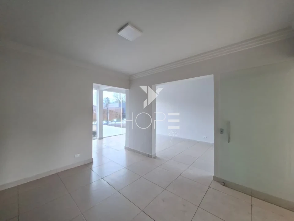 Imagens do imóveis Sobrado comercial para locação com 200m² - 6 salas - 6 vagas - Av. Higienópolis - próximo ao Lago Igapó - Londrina PR
