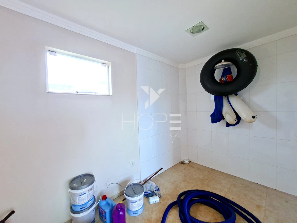 Imagens do imóveis Condomínio Porto das Águas - chácara molhada à venda com 4 suítes - piscina - Porecatu PR