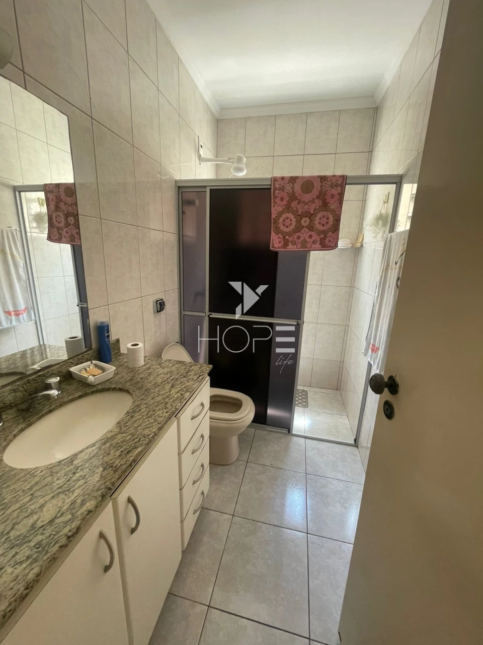 Imagens do imóveis Casa à venda com 192 m² - 4 quartos - 4 banheiros - 3 vagas - Jardim Adriana II - Zona Sul - Londrina/PR