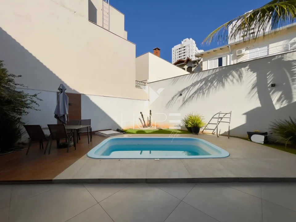 Sobrado em Condomínio à Venda – 261m² – 3 Quartos (1 Suíte) – Vale das Araucárias – Parque Residencial Alcântara – Zona Sul – Londrina/PR