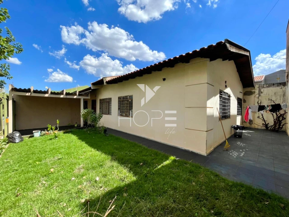 Imagens do imóveis Casa à Venda com Barracão Idependente – 3 Quartos (1 Suíte) – 317m² de Terreno – Pacaembu – Londrina/PR