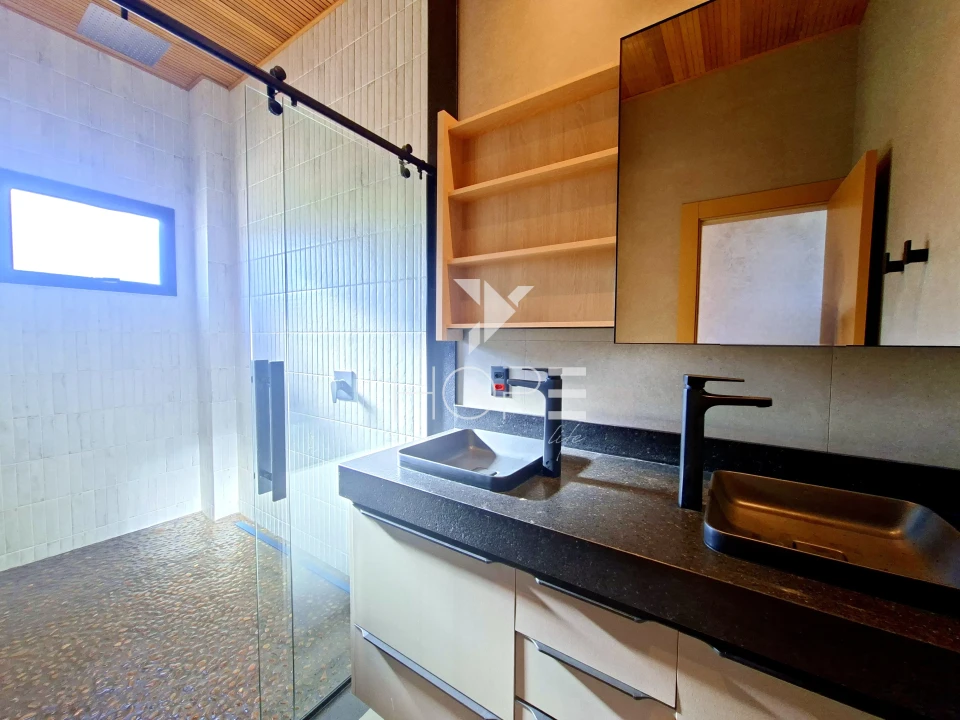 Imagens do imóveis Condomínio Porto das Águas - Chácara de alto Padrão à venda com 1.247 m² - 4 suítes - 5 banheiros - piscina - Porecatu PR
