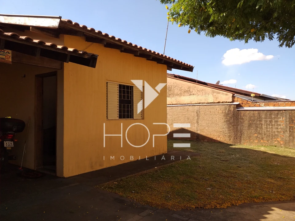 Casa à venda – 3 quartos – Jardim Montecatini – Cambé/PR