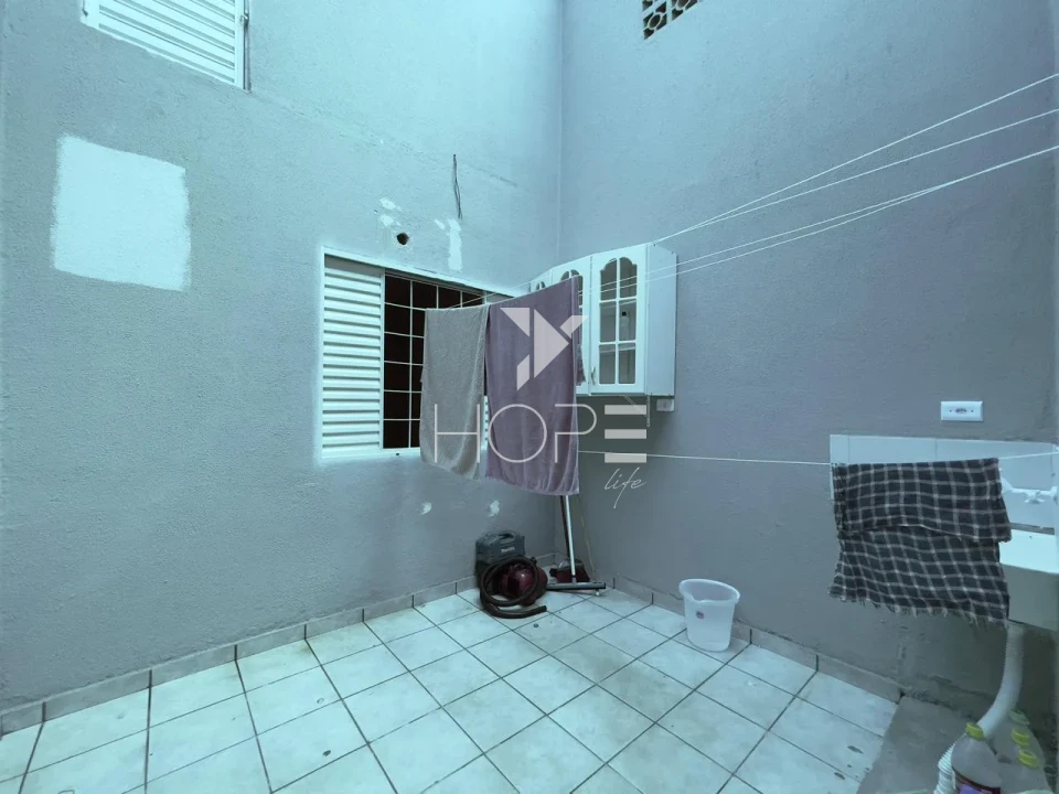 Imagens do imóveis Casa à Venda com Piscina – 62m² – 2 Quartos – Coliseu – Zona Norte – Londrina/PR