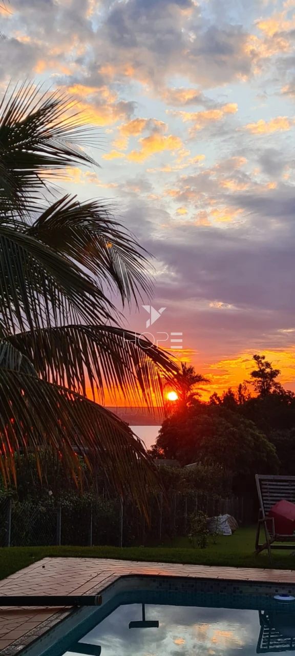 Imagens do imóveis Condominio de Chácaras Riviera do Poente - Chácara Molhada á Venda com 2632m² – 4 Quartos – Alvorada do Sul/PR