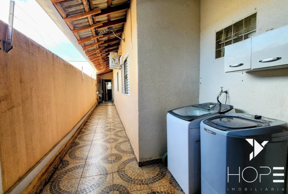 Imagens do imóveis Casa geminada à venda – 3 Quartos com suíte – Jardim Honda 2 – Londrina/PR
