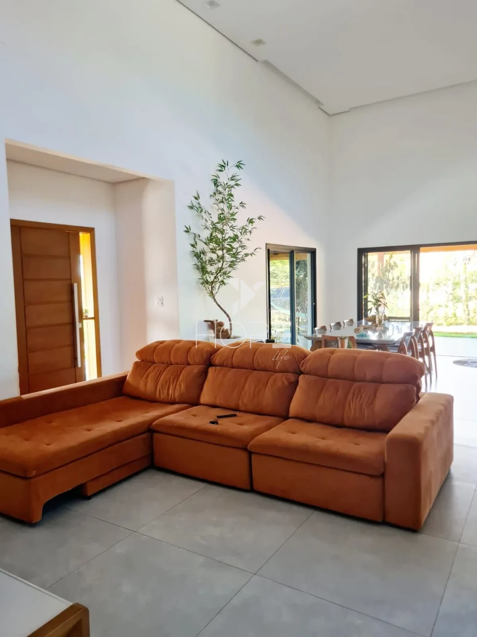 Imagens do imóveis Condomínio de Chácaras Itaúna - chácara à venda com 2500m² - 4 quartos - piscina - 8 vagas - Ibiporã PR