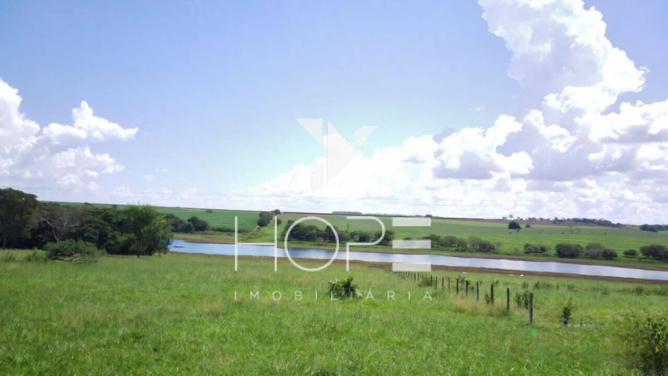 Imagens do imóveis Fazenda à Venda em Santo Antônio do Aracanguá/SP – 203 Alqueires (491.26 ha) – Área com Estrutura Completa