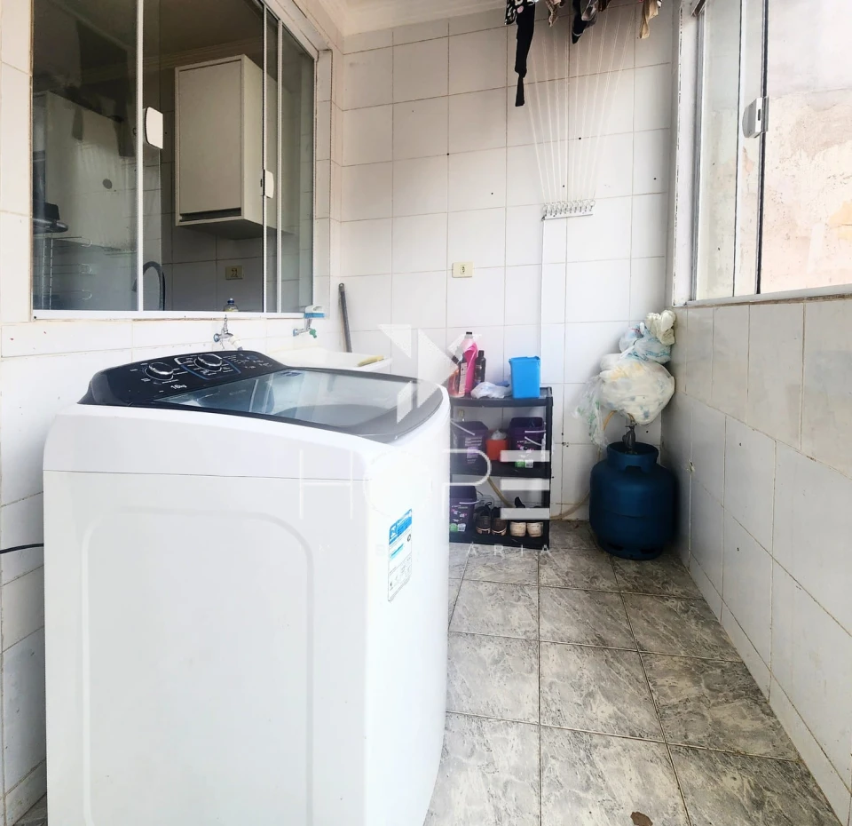 Casa com Edícula à Venda na Região Central de Londrina – Vila Larsen I / Vila Brasil