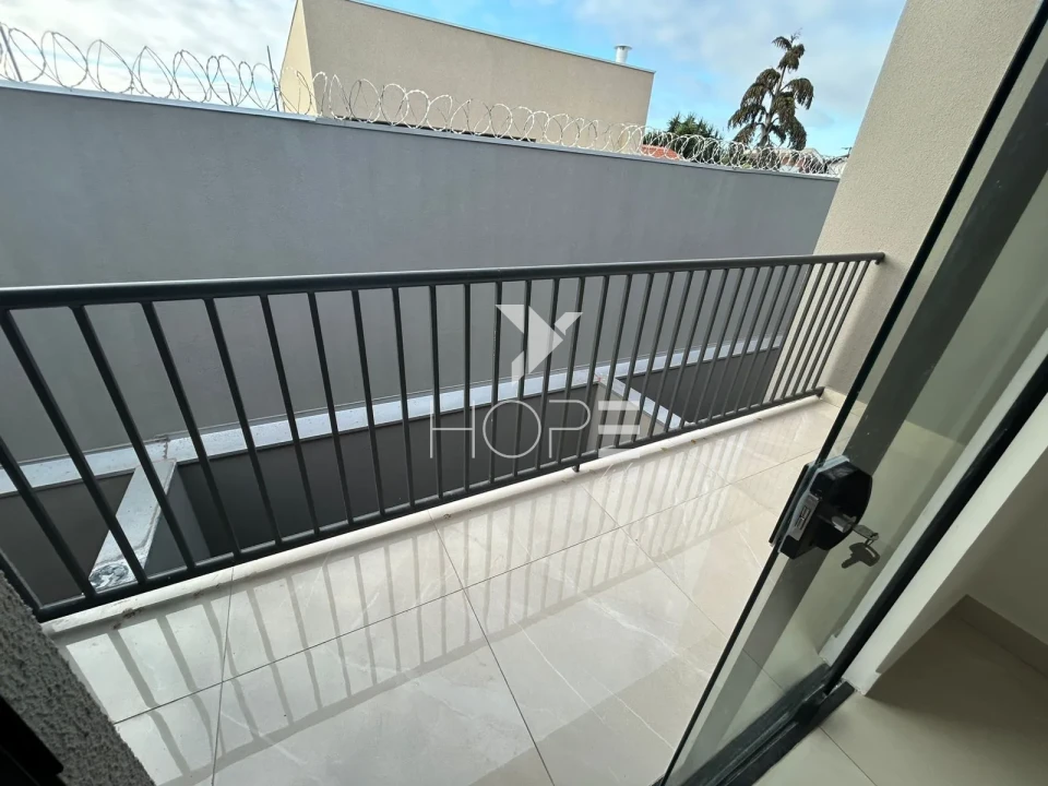 Imagens do imóveis Casa à venda no Jardim Coliseu em Londrina – 132 m², 3 quartos (1 suíte), 3 banheiros e espaço gourmet – Zona Norte