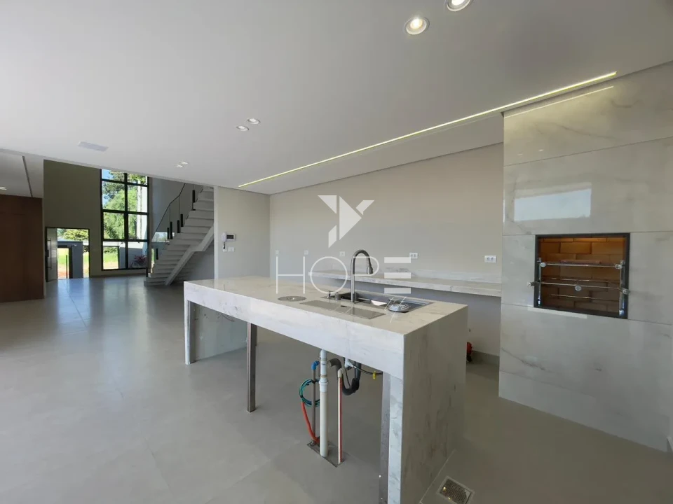 Imagens do imóveis Sobrado com piscina à Venda – 261m² – 3 Quartos (2 Demi-suítes) – Jardim das Mansões – Cambé/PR