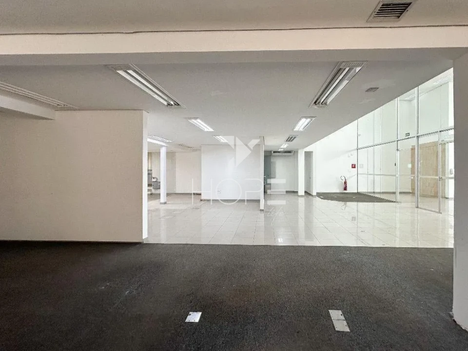 Imagens do imóveis Ponto comercial para locação com 370 m² - 10 vagas - antiga agência bancária - Av. São João - Antares - Londrina PR