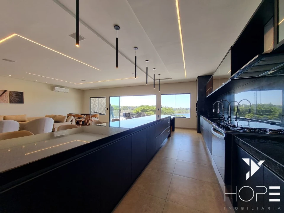 Imagens do imóveis Porto da Elegância e Tranquilidade – Casa de Alto Padrão Beira-Rio em Porto das Aguas