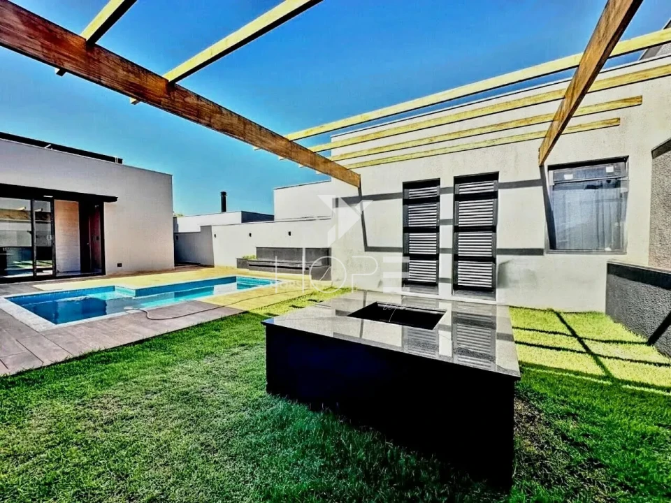 Imagens do imóveis Condomínio Sun Lake - casa térrea à venda com 285m² - 3 suítes - piscina - 4 vagas - Londrina PR