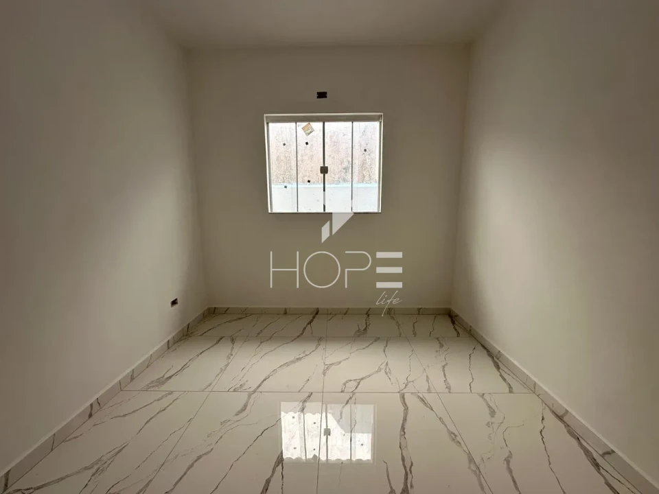 Imagens do imóveis Casa à venda com 2 quartos (1 suíte) e terreno de 180 m² no Jardim Colúmbia – Zona Oeste – Londrina/PR