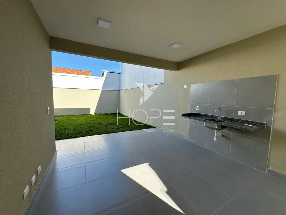 Imagens do imóveis Casa geminada à venda com 3 quartos (1 suíte) no Jardim Bandeirantes – Zona Oeste – Londrina/PR