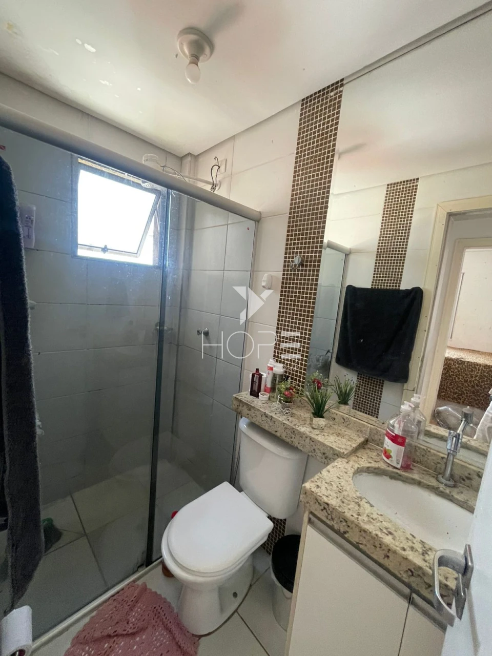 Imagens do imóveis Apartamento à venda com 46 m² - 2 quartos - 1 banheiro - Portal das Torres - Santiago II - Zona Norte - Londrina/PR