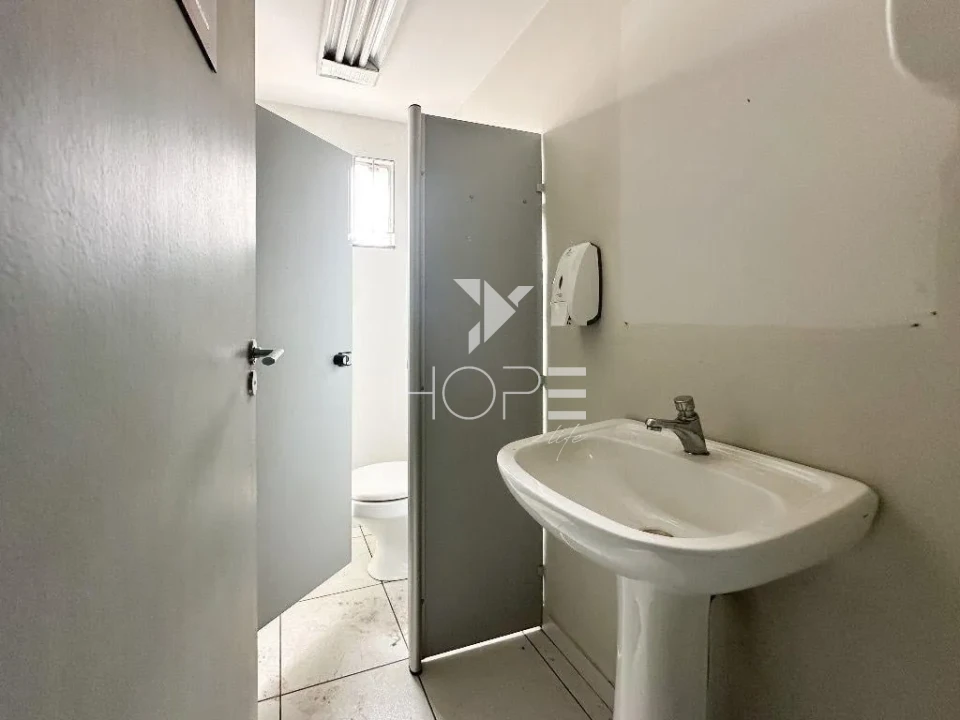 Imagens do imóveis Ponto comercial para locação com 370 m² - 10 vagas - antiga agência bancária - Av. São João - Antares - Londrina PR